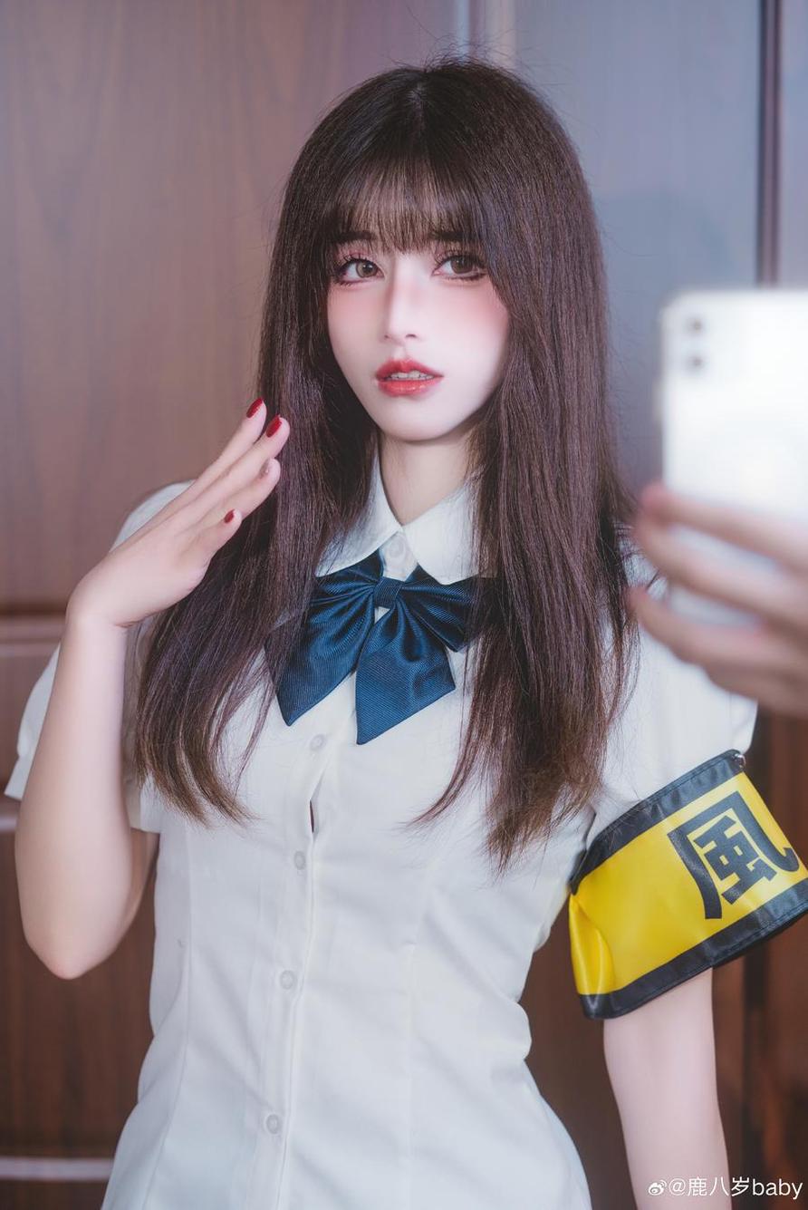 格调独特的cosplay套图，感受鹿八岁个人资料的魅力